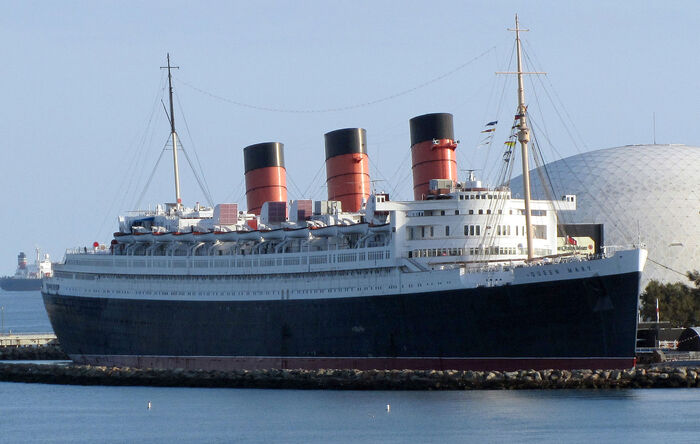 RMS Queen Mary     -, .  2011 .