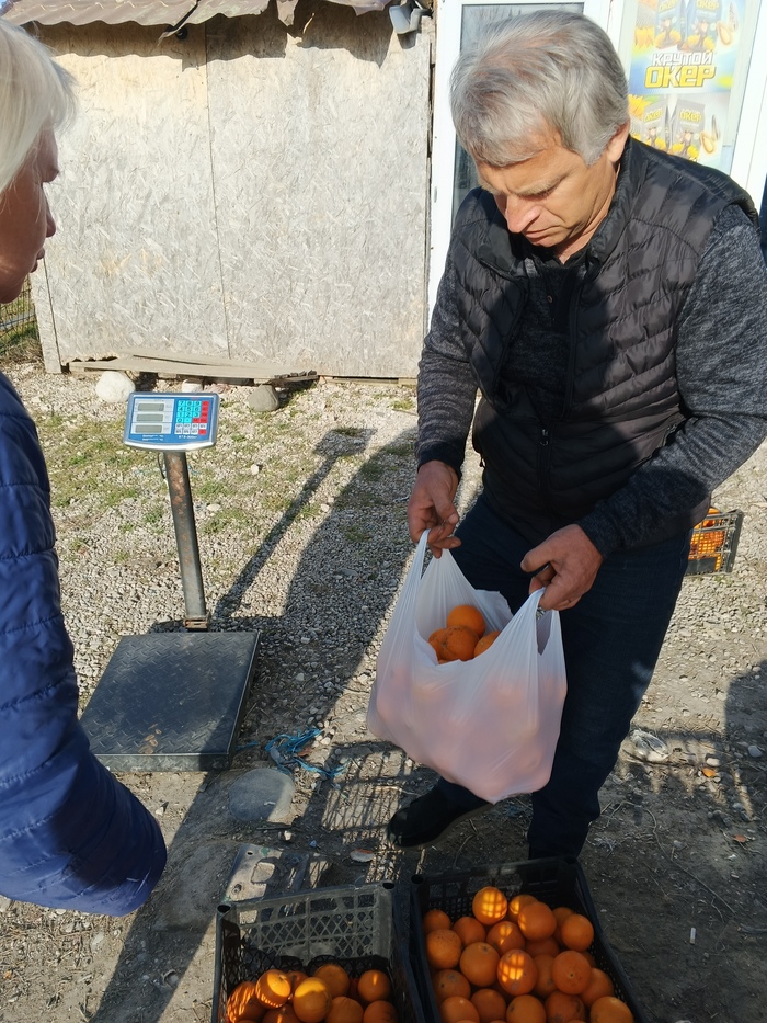 Этот дядька на весах не обманывает!