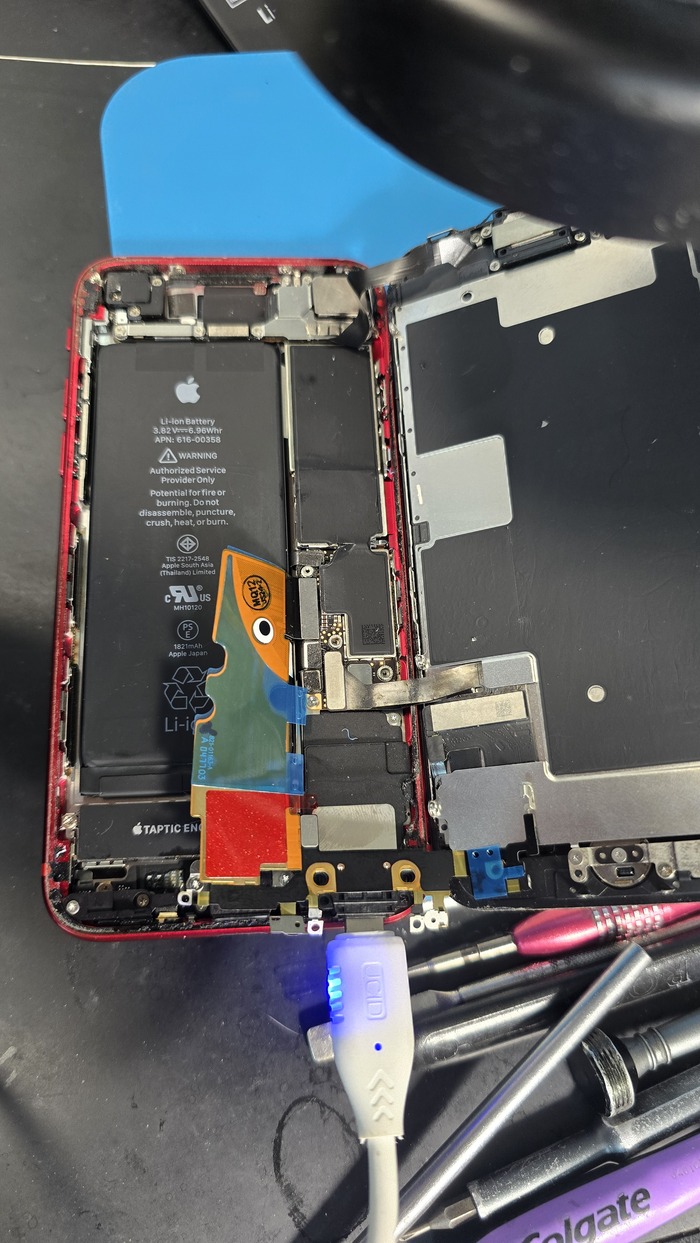     Iphone 8,      ,  ,  , 