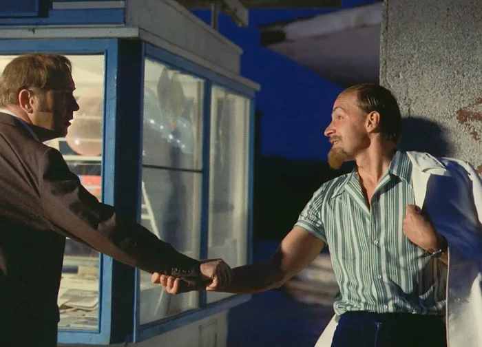 Вы могли даже никогда не знать его имени, но точно помните его роли в фильмах «Мимино» и «Афоня»... Биография, Актеры и актрисы, Фото со съемок, Вертикальное видео, СССР, Советские актеры, Знаменитости, Театр, Советское кино, Длиннопост, Фильмы, Telegram (ссылка), Люди, Видео, Короткие видео