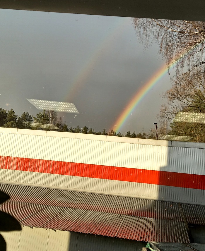 Первая радуга. И сразу две)