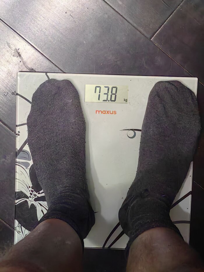   , 