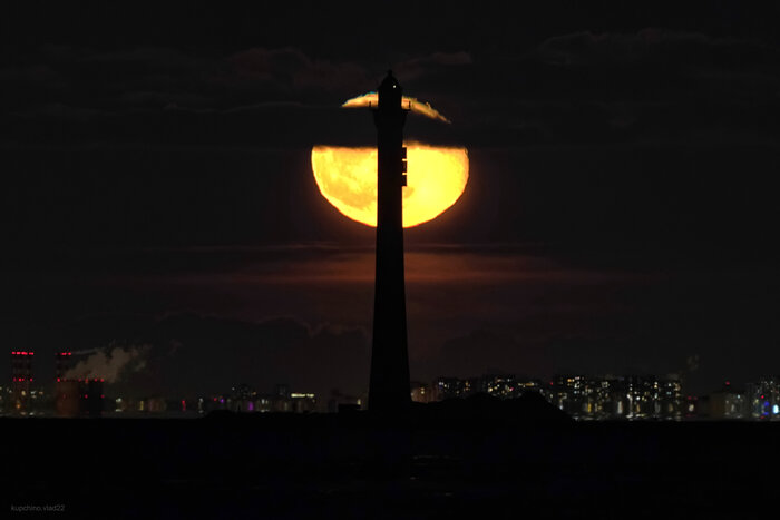 "Такая разная Луна"... 16 марта