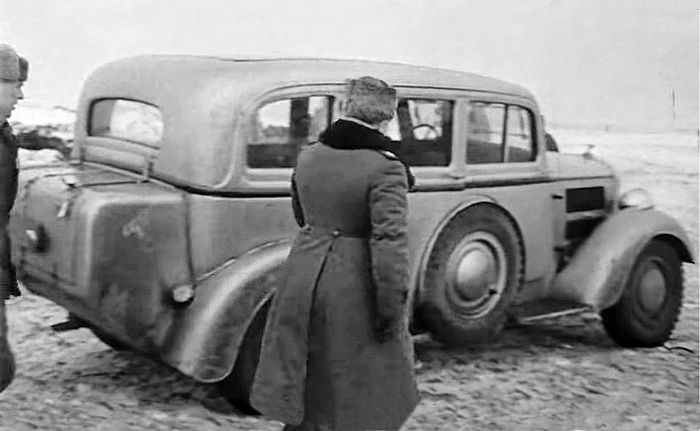   Horch-901             . . .       , 1943 .