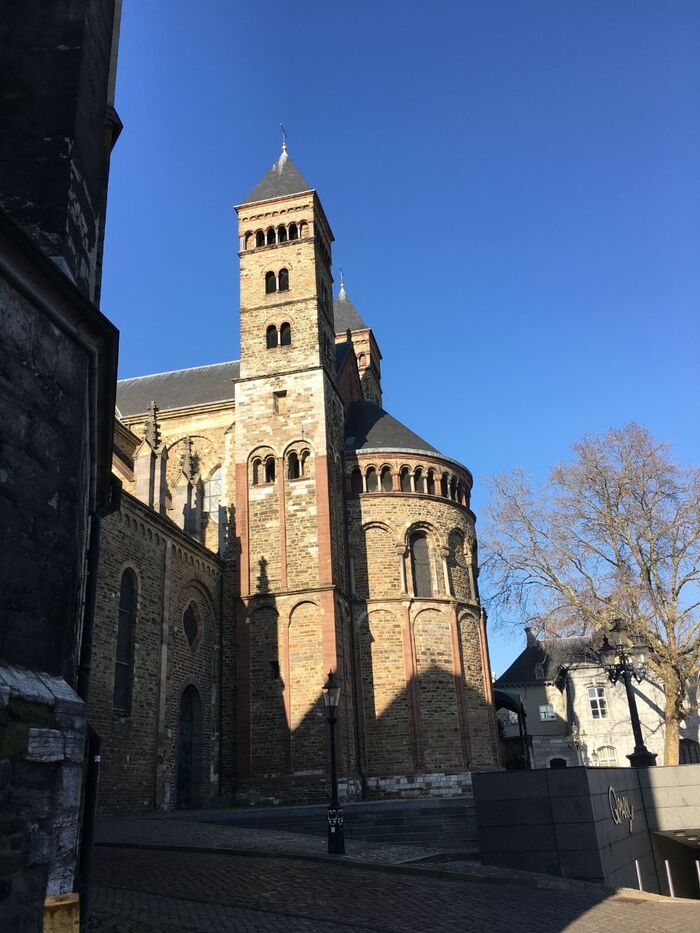 Этот храм теперь фитнес-клуб