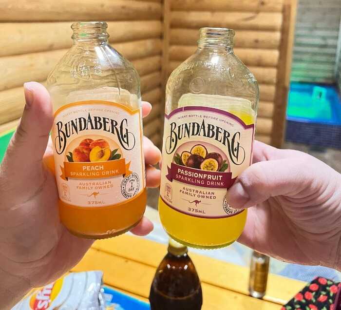 санкции? какие санкции? ничё не знаю