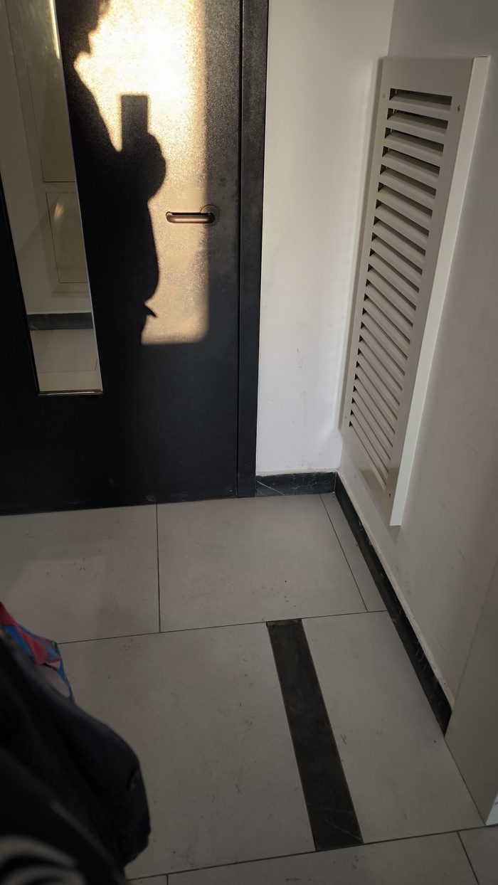 Мой ремень желает доброго утра