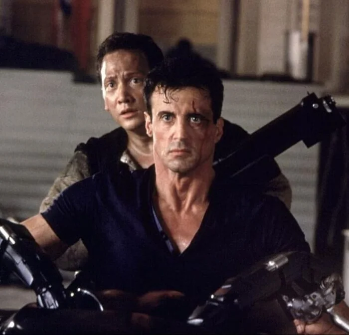 А Вы знали..? Голливуд, Фильмы, Советую посмотреть, Кинотеатр, Боевики, Интересные факты о кино, Факты, Экранизация, Фильмы ужасов, Длиннопост А Вы знали..? Голливуд, Фильмы, Советую посмотреть, Кинотеатр, Боевики, Интересные факты о кино, Факты, Экранизация, Фильмы ужасов, Длиннопост