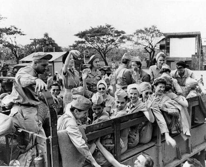  ,      . 1945 
