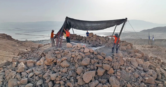В Израиле раскопали древнюю пирамидальную башню