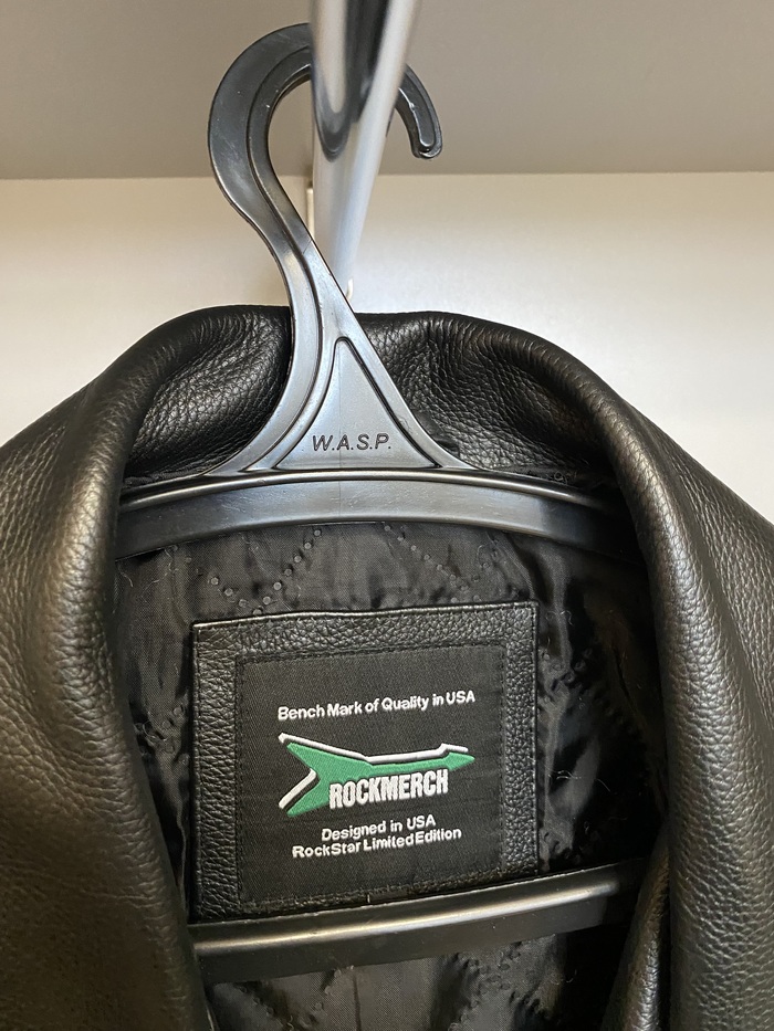 Вешалка W.A.S.P.