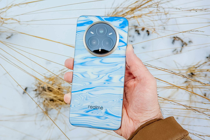 Таким смартфон вы будете видеть с осени по весну...