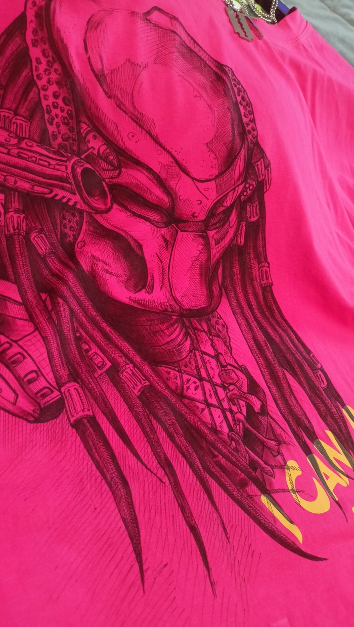    "" / "Predator"  (), ,   ,  , 
