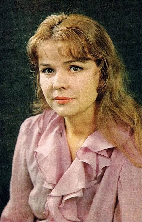 Сёмина Тамара Петровна - советская и российская актриса, народная артистка РСФСР (1978)