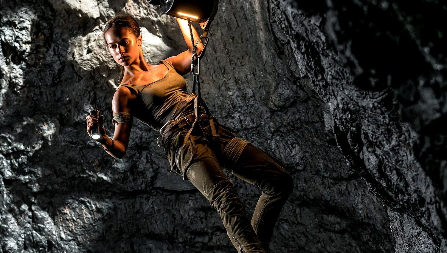 Lara Croft TV Series News - My, news, Serials, Film and TV series news, Foreign serials, Lara Croft, Amazon, USA, Frame, Боевики, Adventures, Thriller, Screen adaptation, Actors and actresses, Roles, New items, Novelties of TV series, Franchise, Characters (edit), Cancellation, Tomb raider