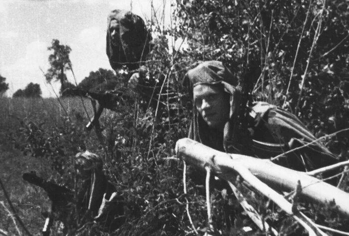 Советские разведчики