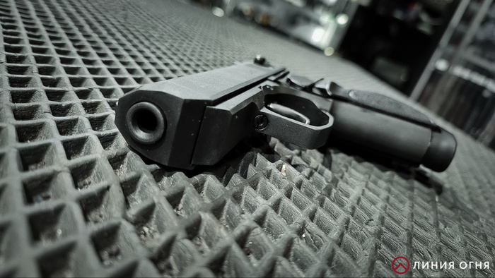 Дульный срез пистолета ПС-10. Калибр 10х28.