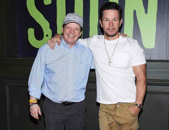 �� ������ � � ���� Forbes: ��� ������� ������ �������� ����� �� $400 ��� ����� ��� ����������