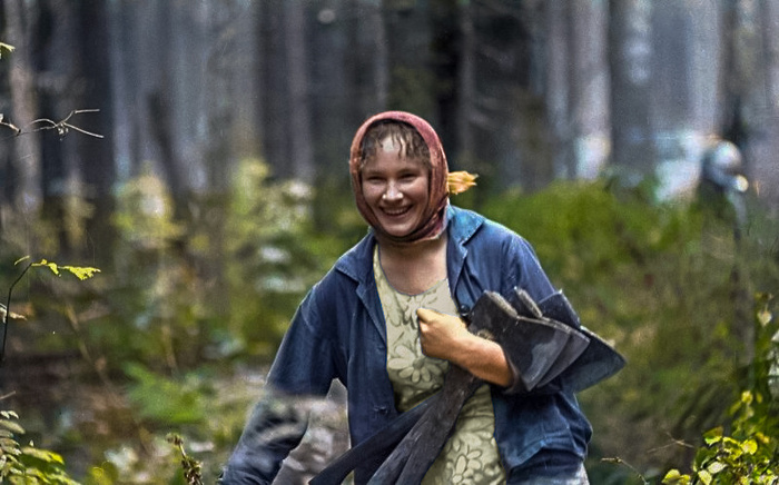 Подборка душевных и ярких фотографий деревенской жизни в СССР. 20 раскрашенных фотографий 20 век, Фотография, СССР, Детство в СССР, Старое фото, 60-е, 70-е, 50-е, 80-е, Деревня, Сельская жизнь, Колоризация, Длиннопост