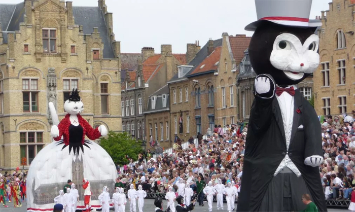 ������ �������� ������������ ��������� �� ���� ������� ������