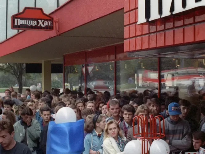 Lemonade for submarines: how Pepsi bought warships from the USSR... - Pepsi, 80-е, the USSR, Military equipment, Combat ships, Life stories, History (science), Rutube, The photo, Link, Video, Longpost