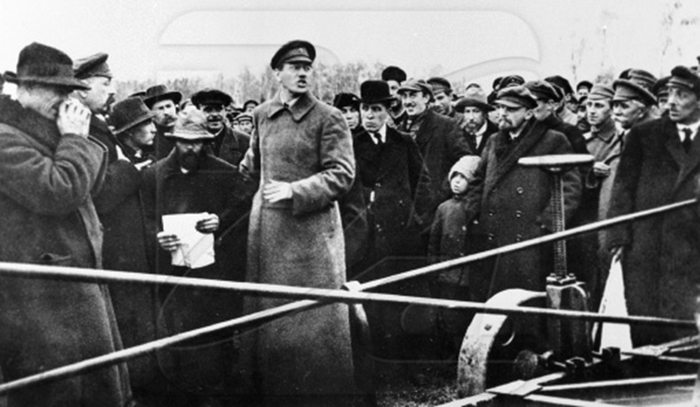 . 9.     ,   .      1921 .    