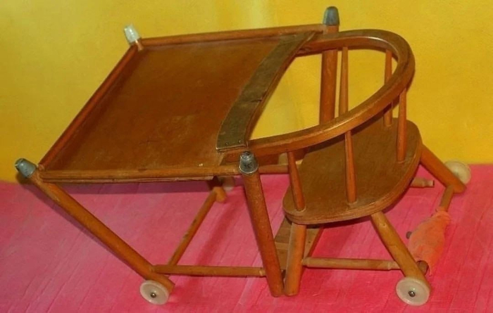 У кого был такой стул в детстве?