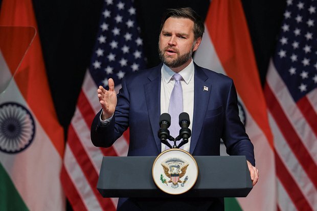 Вице-президент США заявил о стремлении Запада сделать мир «плоским»