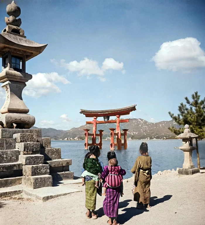 Любопытные фотографии из прошлого стран Азии. 20 раскрашенных фотографий ХХ века. Часть V 20 век, Историческое фото, Старое фото, Китай, Япония, Таиланд, Корея, Сингапур, Вьетнам, Индия, Фотография, Колоризация, Длиннопост