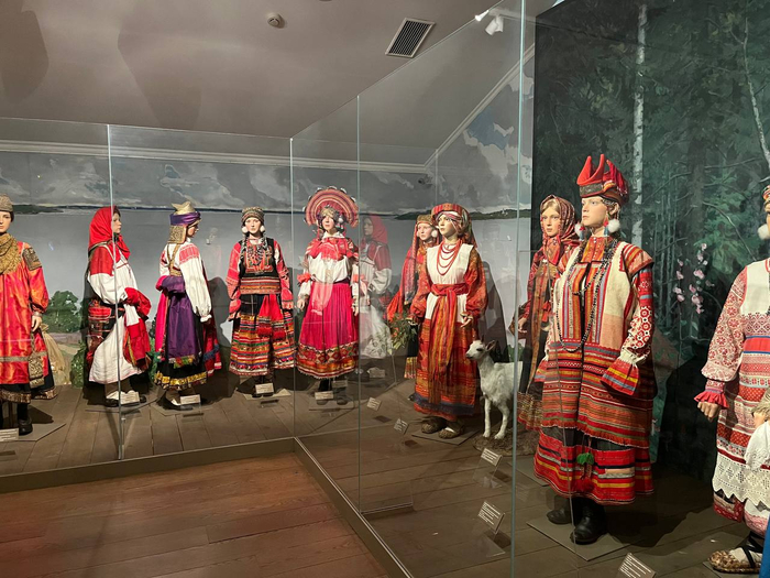 Наряды юго-восточных регионов России