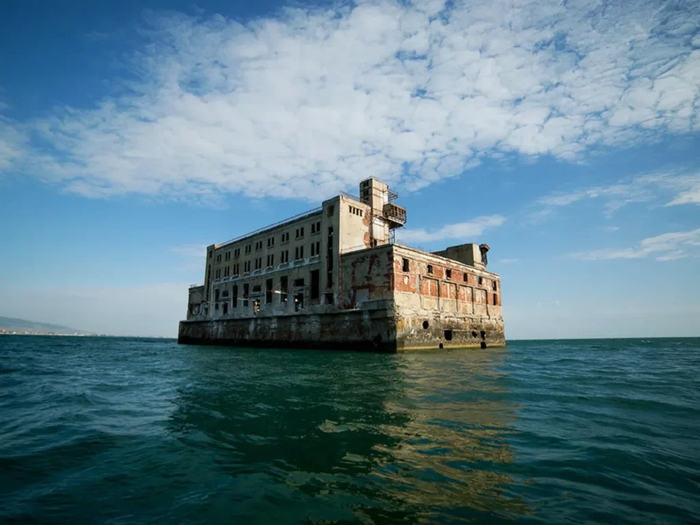 Настоящая средневековая крепость