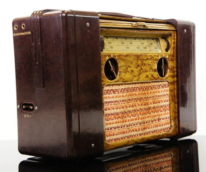Советский радиоприемник, который стоит своих денег Приемник, Радио, Сделано в СССР, Ретро, Яндекс Дзен, Яндекс Дзен (ссылка), Длиннопост
