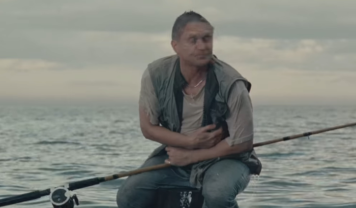 Я на бревне, а ты на Кипре?