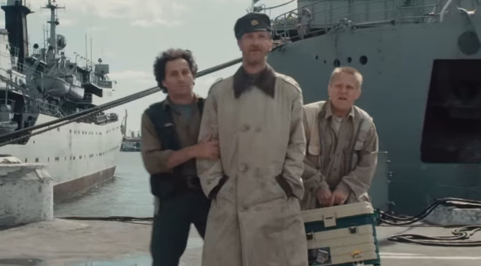 — То, что вы предлагаете, называется диверсией, понимаете? В любой стране это называют диверсионной операцией!