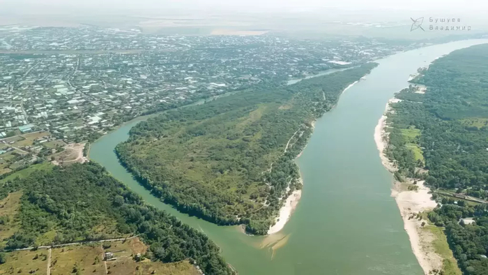Остров Буян у станицы Багаевской Ростовской области