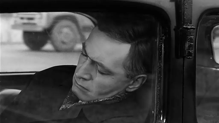 ЗИЛ-130 в кадре