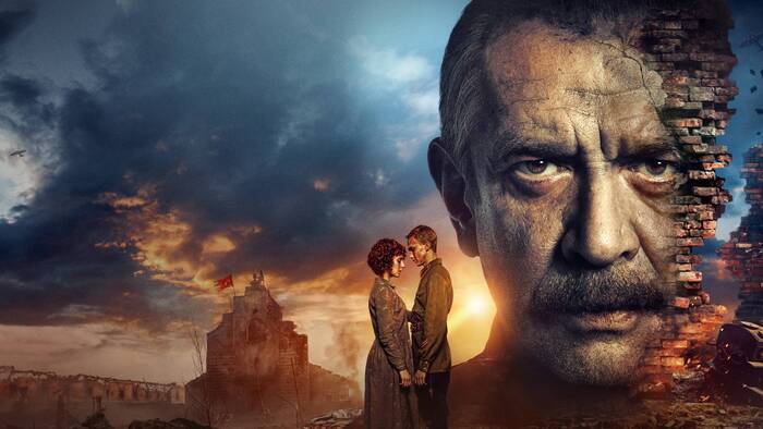 Машков на постерах затмевает всех и на мой взгляд визуально отсылает к Сталину