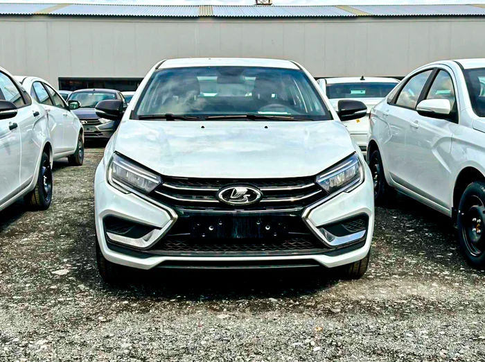 Проверил лично, реально ли сегодня купить базовую Весту за 1,24 млн руб, как в рекламе. Объехал 3 салона Лада и рассказываю Негатив, Лада, Жадность, Авто, Обман, Автомобилисты, Цены, Яндекс Дзен (ссылка), Длиннопост