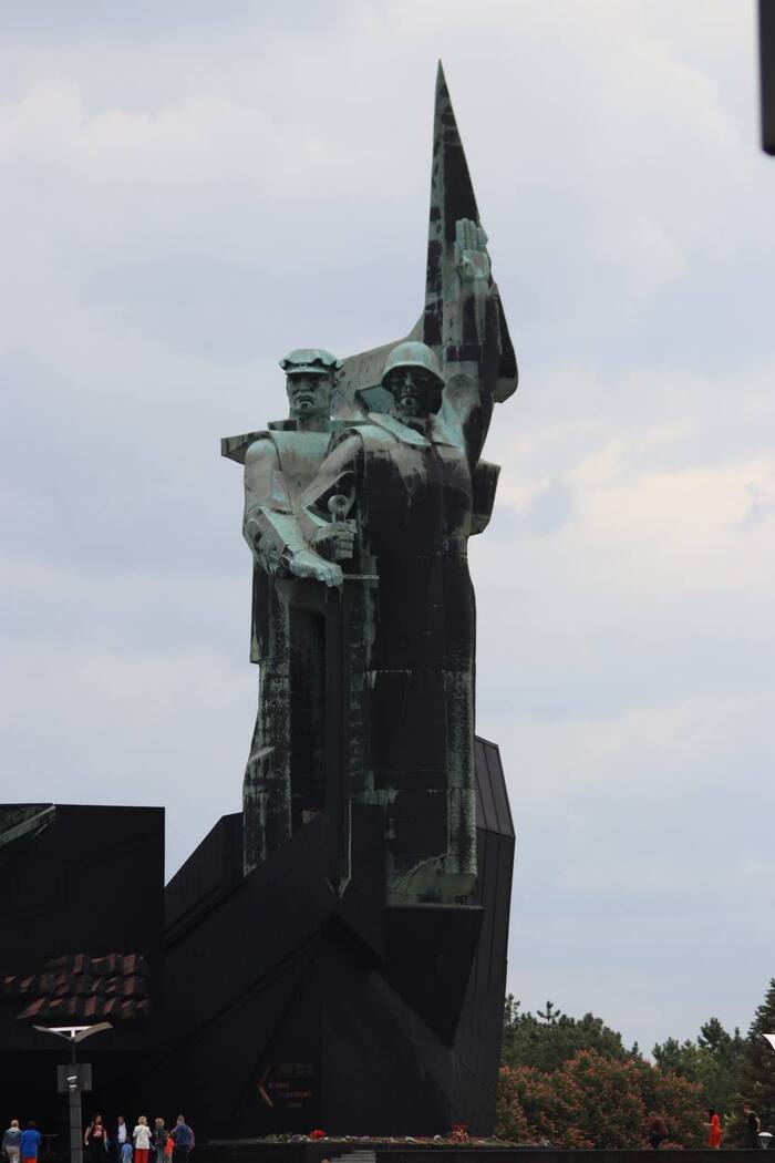         , , 9  -  , 
