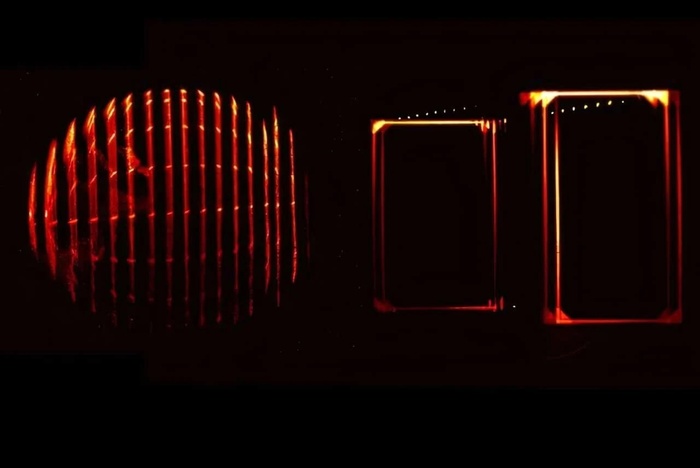 Как выглядят объекты на скорости света? Ученые впервые показали релятивистский «поворот» объектов!