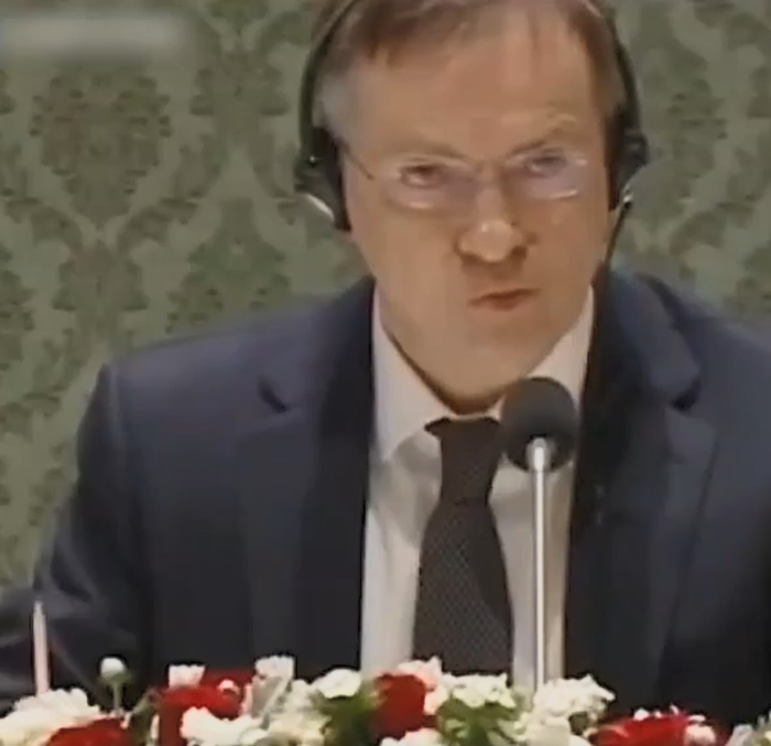    ,    ..       .   ,    ,   ,  . -.