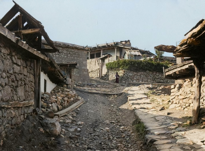 Автор: Л. Средин