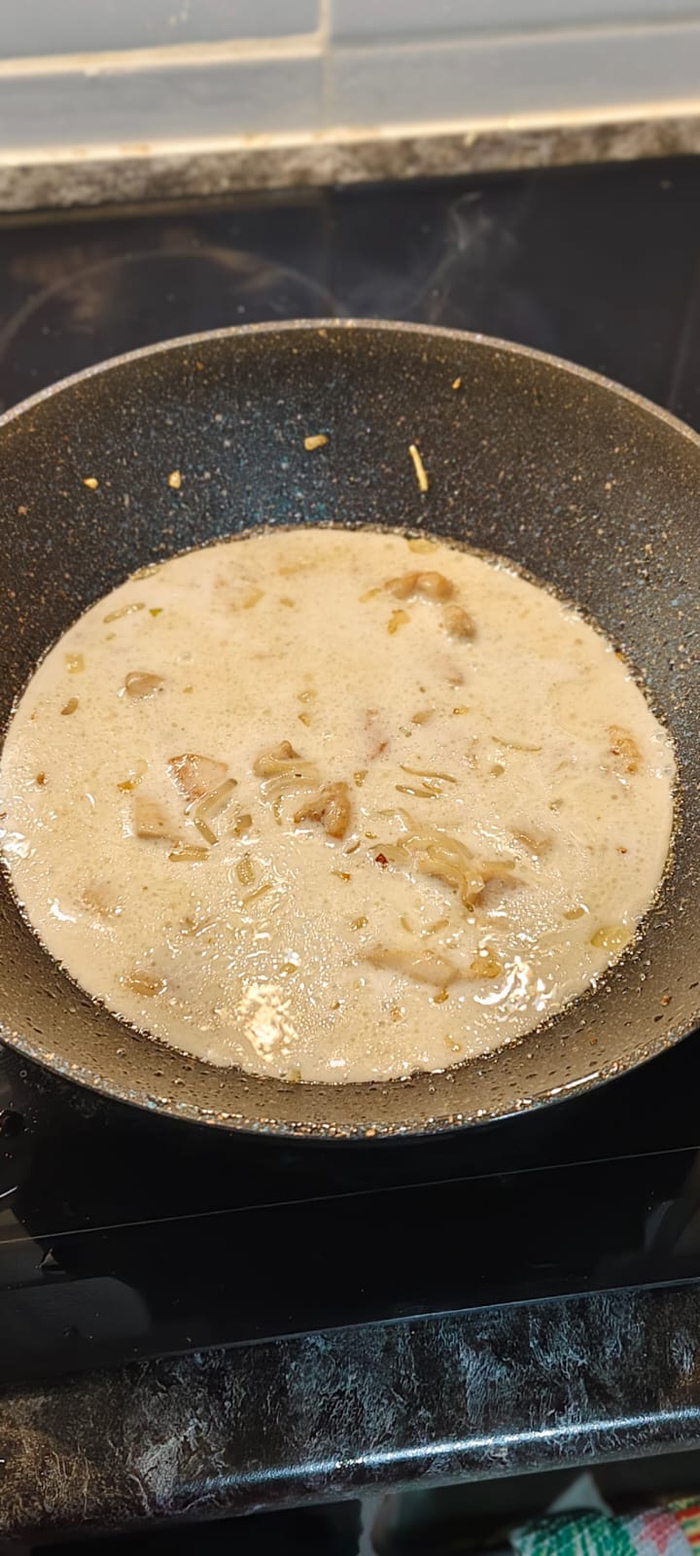 Добавляю кокосовое масло