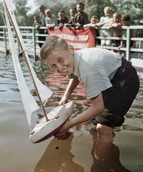 12 невероятно добрых фотографий из СССР, которые заставляют улыбаться. Часть 3 Воспоминания из детства, Детство, Воспоминания, СССР, Россия, Познавательно, Прошлое, Детство в СССР, Память, Факты, 20 век, Ностальгия, 70-е, 60-е, Сделано в СССР, Фотография, Молодость, 80-е, Страны, Длиннопост