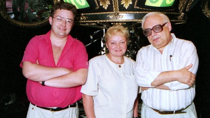 Интересные фотографии 90 -х (часть 114) 90-е, Детство 90-х, Ностальгия, Знаменитости, Фотография, Эпоха, Что? Где? Когда?, Борис Крюк, Лада Дэнс, Константин Хабенский, Пейджер, Юрий Никулин, Scooter, Анфиса Чехова, Андрей Губин, Ширли-мырли, Кирилл Андреев, Угадай мелодию, Валдис Пельш, Борис Ельцин, Длиннопост