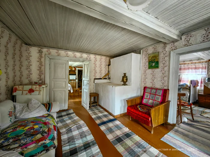 Где нет отелей, но есть душа: как живут в столетнем деревянном доме Путешествие по России, Туризм, Путешествия, Вепсы, Вепсский лес, Дом, Изба, Деревня, Село, Россия, Длиннопост, Ленинградская область