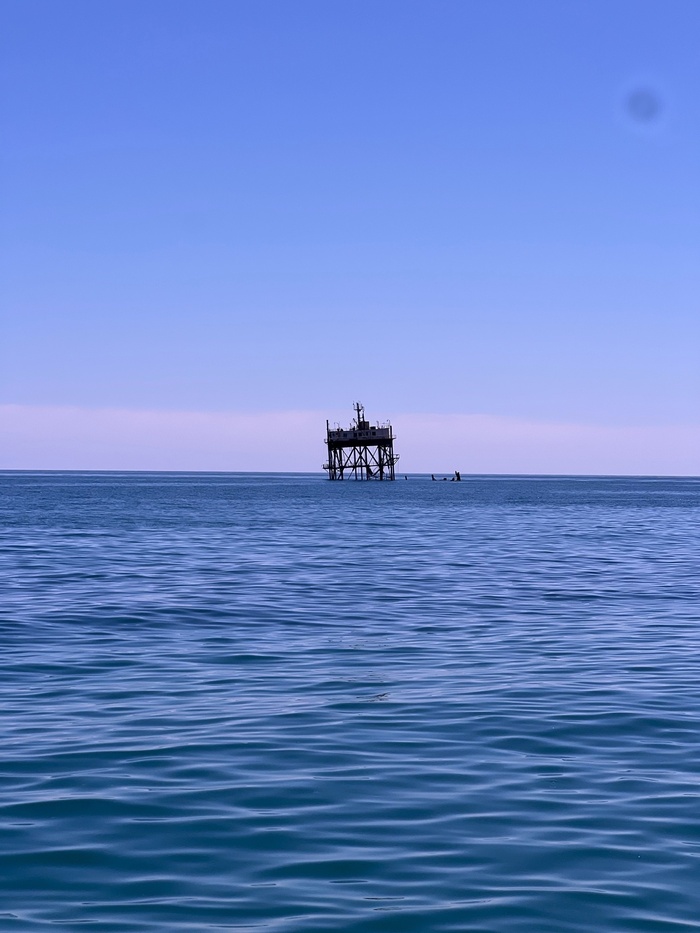 Океанографическая платформа.