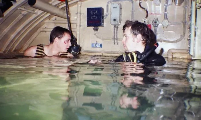 Как снимали фильм 72 метра: кадры со съемок и 15 интересных фактов о фильме 72 метра, Фильмы, Российское кино, 2000-е, Подводная лодка, Курск, Актеры и актрисы, Андрей Краско, Море, Яндекс Дзен (ссылка), Длиннопост Как снимали фильм 72 метра: кадры со съемок и 15 интересных фактов о фильме 72 метра, Фильмы, Российское кино, 2000-е, Подводная лодка, Курск, Актеры и актрисы, Андрей Краско, Море, Яндекс Дзен (ссылка), Длиннопост