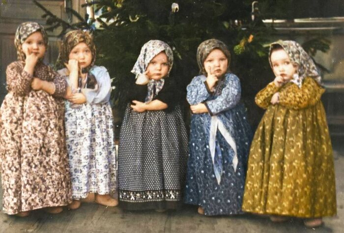 Новогодний утренник в детском саду. СССР, 1950-е.