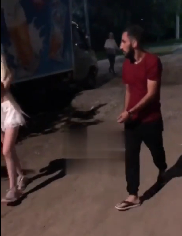 В Краснодаре девушки отбились от агрессивного ухажера с помощью перцовки